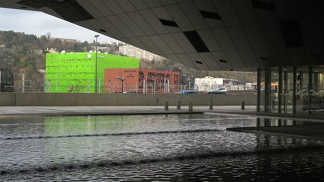 Lyon, contemporary architecture in the Confluence district