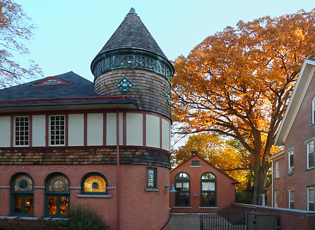 West Chester Public Library