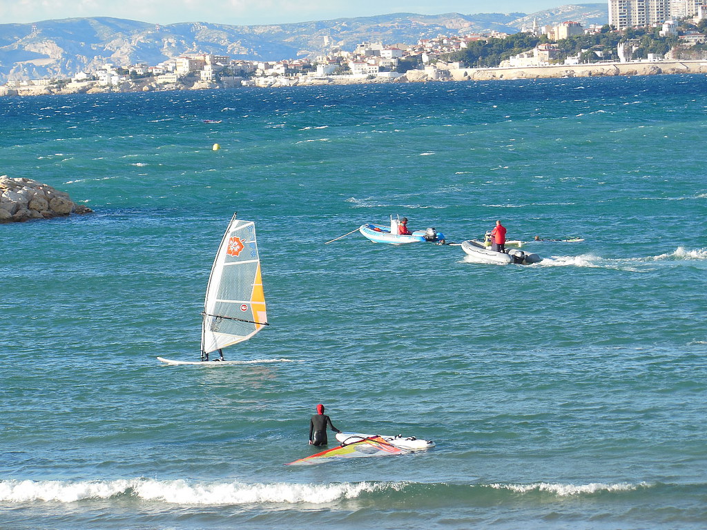 Marseille : at the beach in November