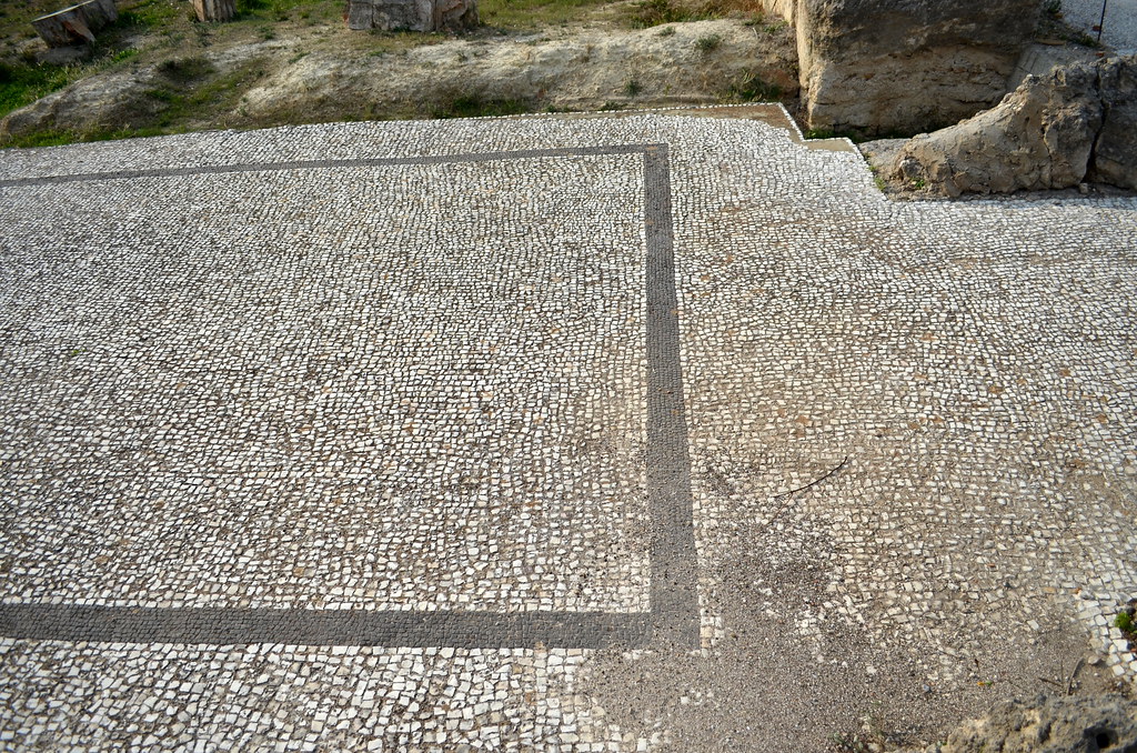 Roman bath at Isthmia