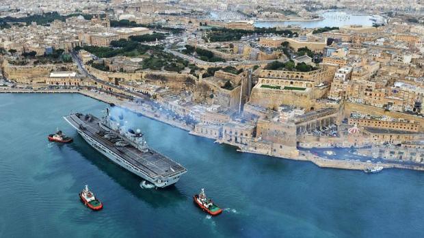 HMS Illustrious back to Malta 19.11.2012