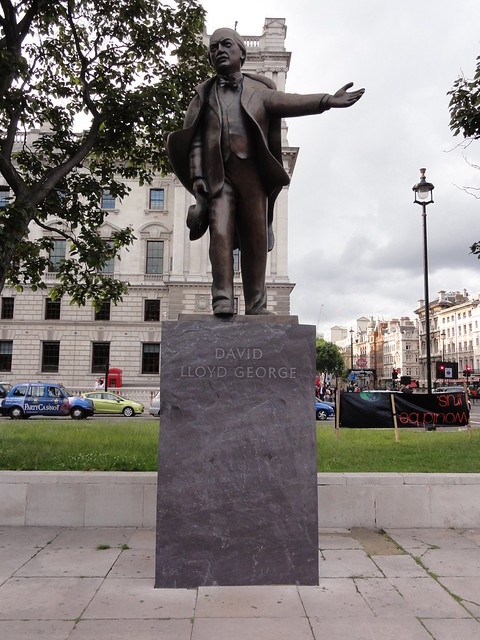 Statue of David Lloyd George