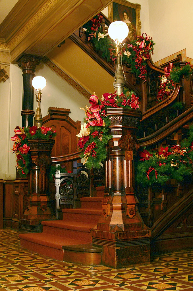 Victorian Holiday Decor in Glenview at the Hudson River Mu… | Flickr