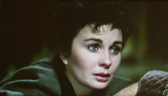 Name the film - Footsteps in the Fog  - Jean Simmons - 1955