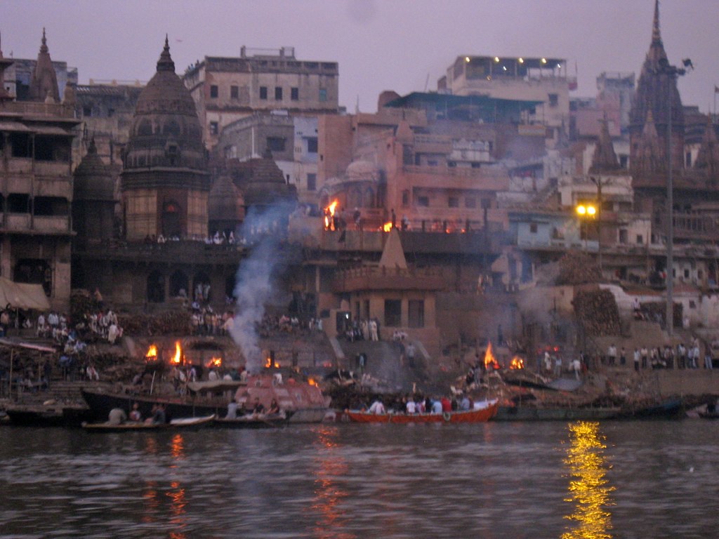 Ganges River. Varanasi, IndiaBurning dead bodies!! | Flickr