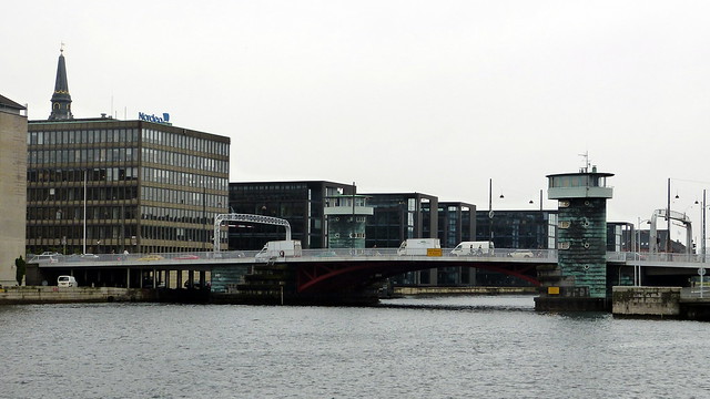 The Knippelsbro bridge and the Chanel