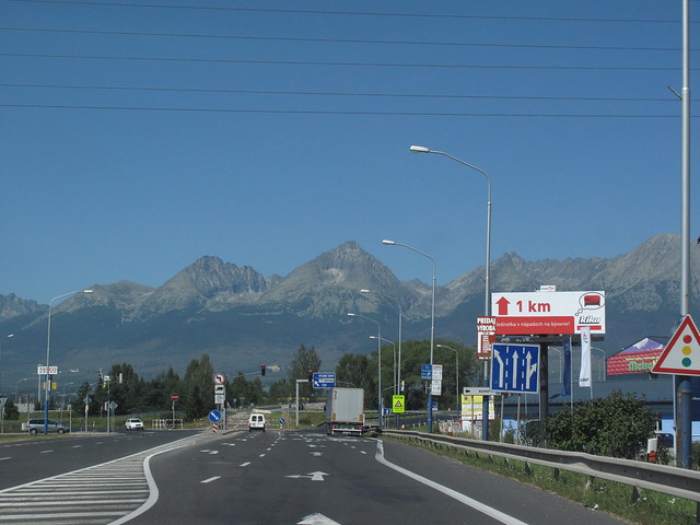 Approaching High Tatra