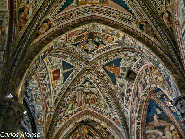 Baptisterio de Siena (Ver en grande L+F11)