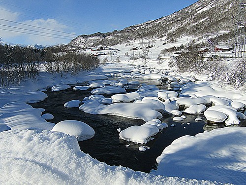 2017 2018 norway norge buskerud hallingdal winter snow cold frost harshwinter hovet holkommune climatechange arctic svalbard storåne hallingdalselva