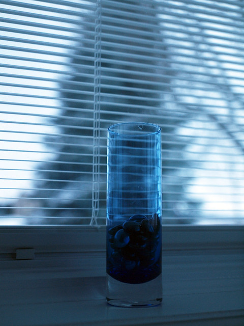 blu glass in blue light (1)