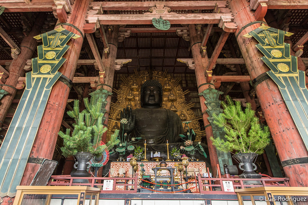 Gran Buda sentado del templo Todaiji, en Nara