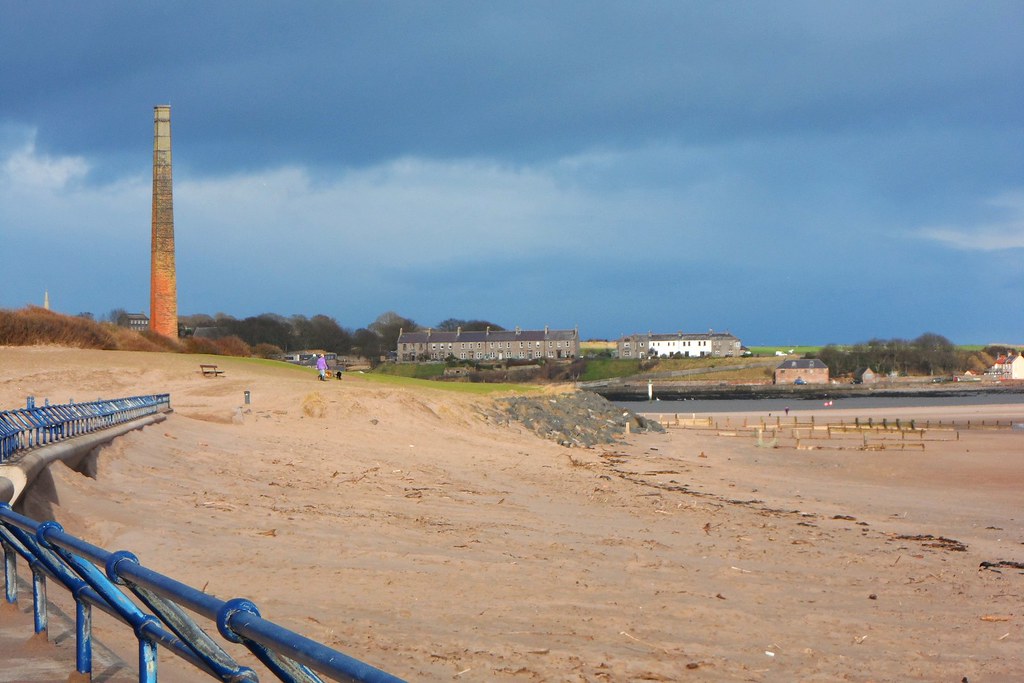 Spittal Point Chimney Stack at Spittal Point in Berwick upon Tweed | Flickr