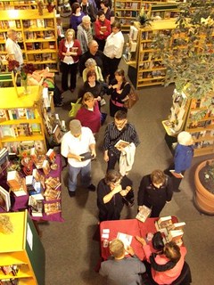 Signing line 2009