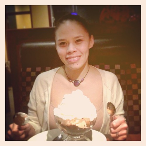 #Doublefisting it!  #desert time! #ig #igers #igaddict #instagram #instaddict #iphoneonly #iphoneography #birthday #picoftheday #photooftheday #dinner | by Withoutmeri