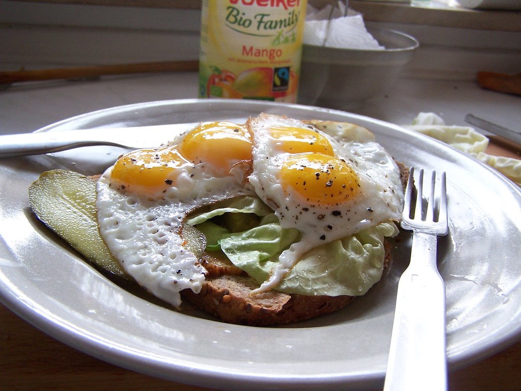 Twin Eggs Unbelievable Two Egg Yolks In One Egg Tobelician Images, Photos, Reviews