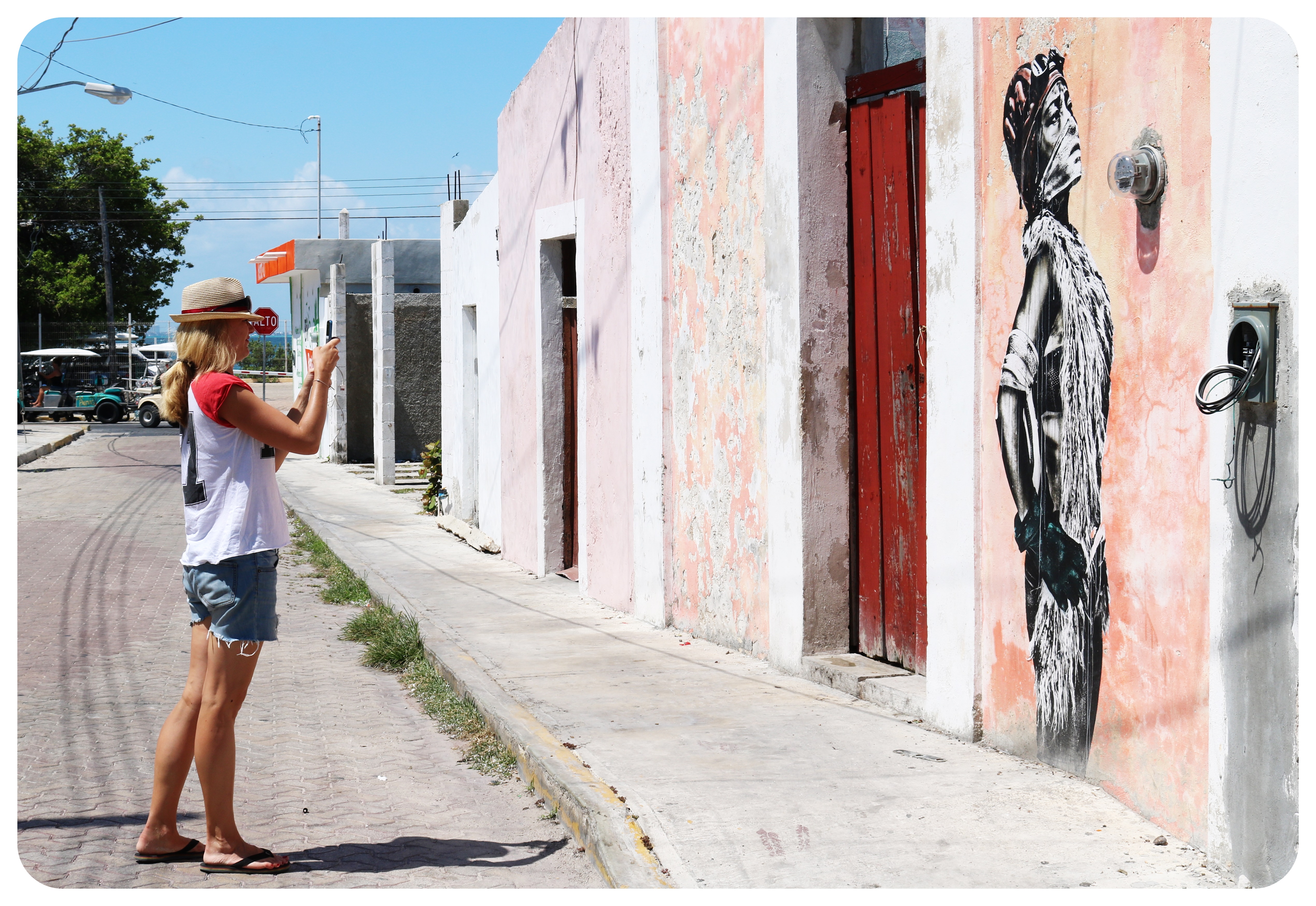 isla mujeres street art mexico