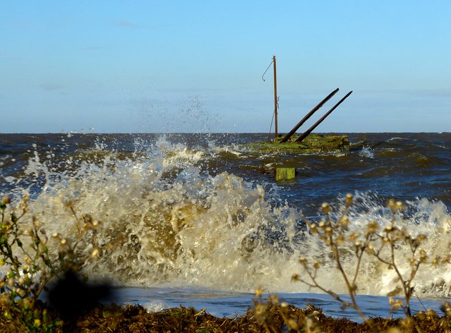 Old Jetty @ stormy high tide