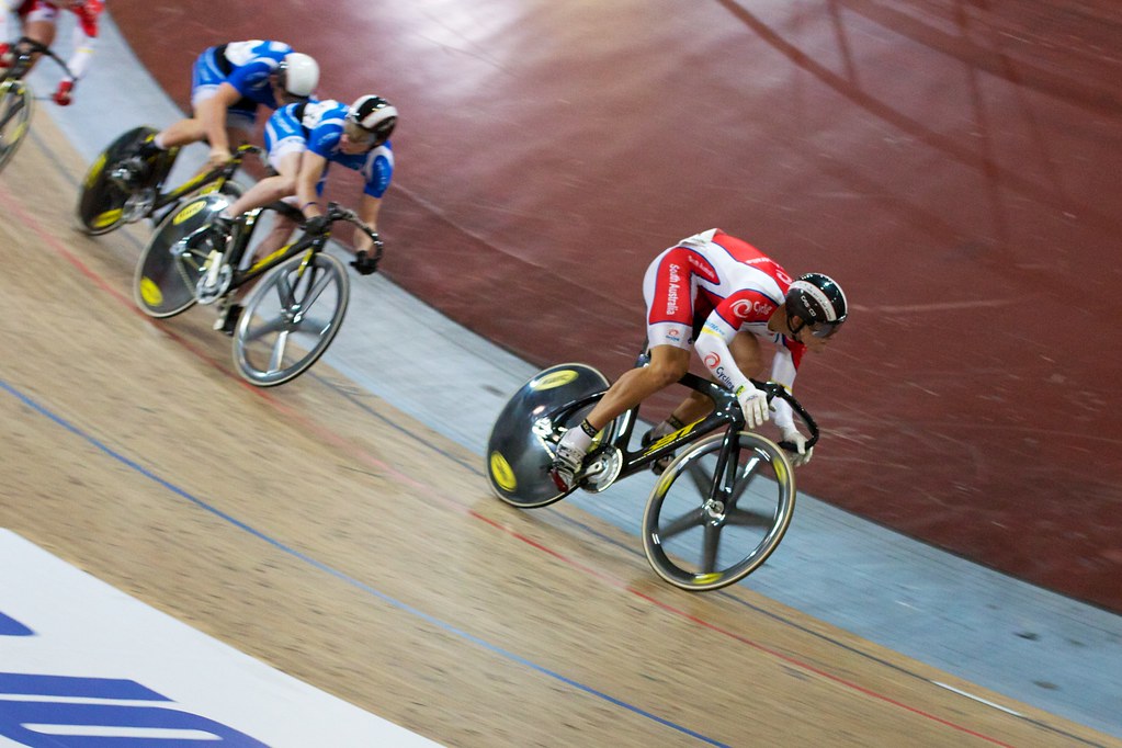 IMG_6355 | The boards rumble when these guys go around. Top … | Flickr