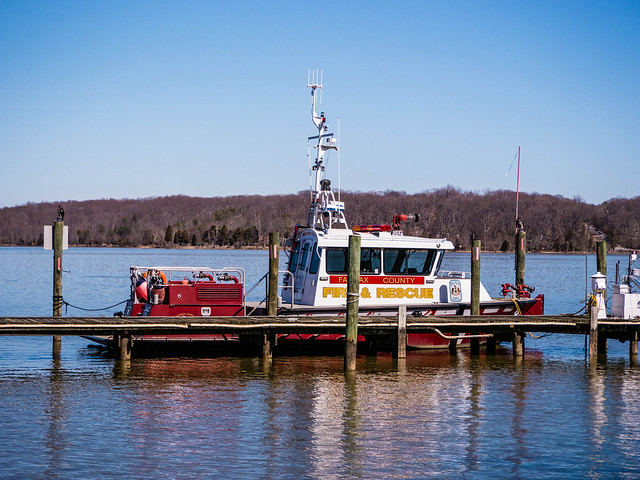 fire & rescue boat docked at Pohick Bay