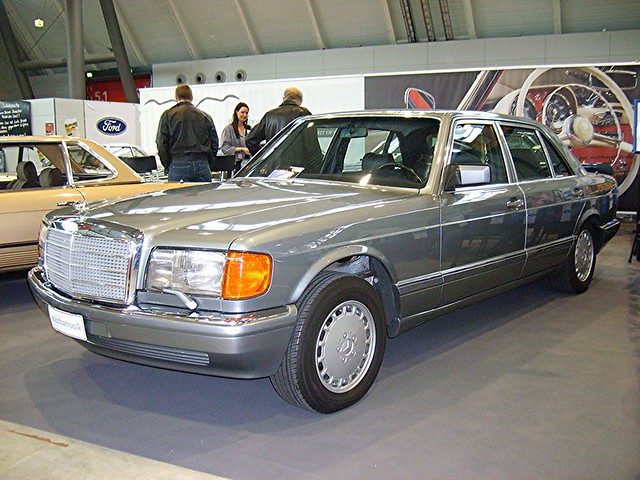 Image of S-Class (W126)