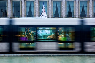 Fenêtres sur lumières par le tram / Windows lights by tram | by Napafloma-Photographe