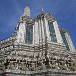 Le kitch des temples thaïlandais