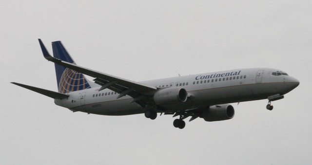 Continental Airlines | N34222 | B737-800 | YYZ