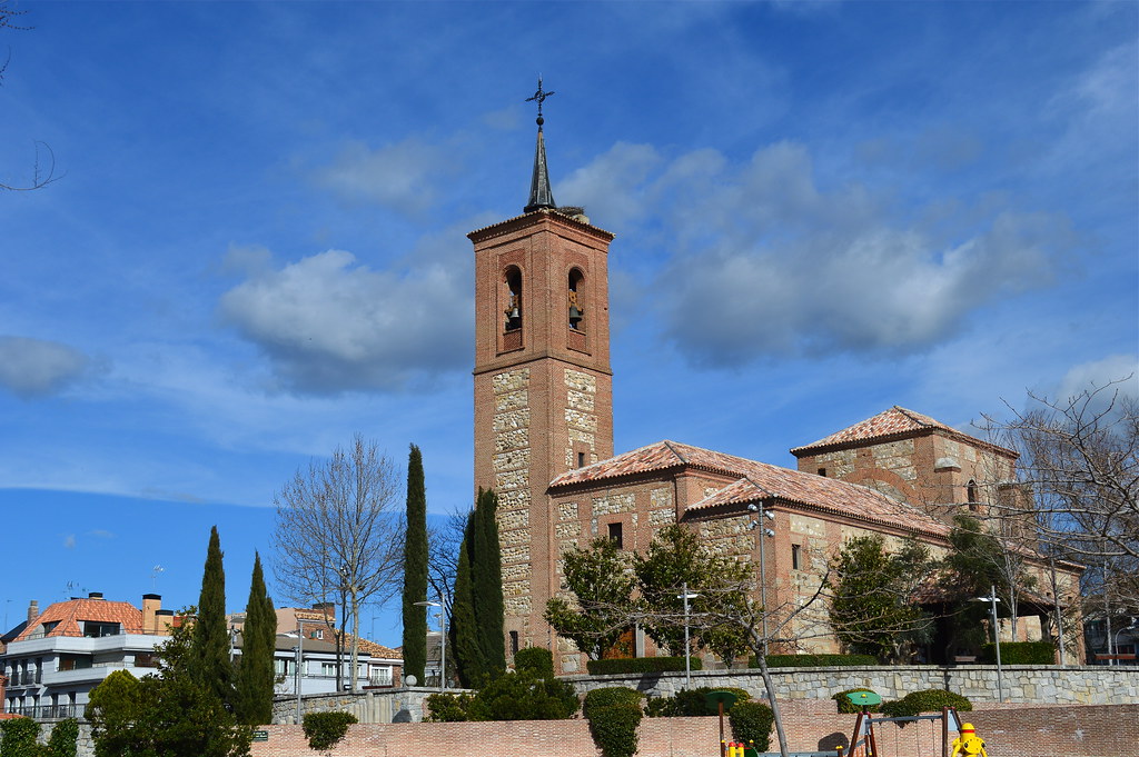 Iglesia de San Miguel Arcángel, Las Rozas de Madrid. | Flickr