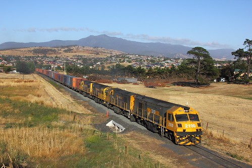 train brighton australia tasmania ee freighttrain zp 2100 536 englishelectric goodstrain tasrail no36 containertrain intermodaltrain canoneos550d trainsintasmania zpclass stevebromley