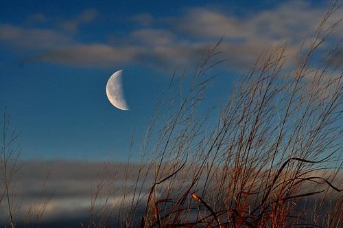 sky moon landscape nikon newengland newenglandcoast landscapeimages nikond5000 winter2013