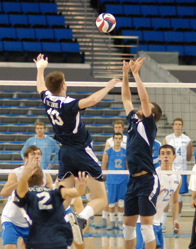 UCLA vs UC Irvine | Daniel Stork sets Mehring | KLM volleyball | Flickr