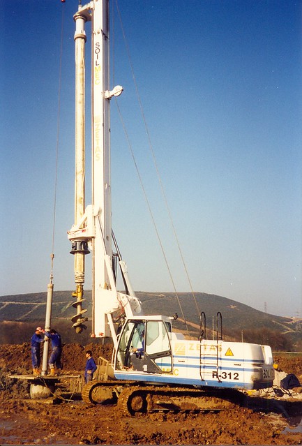 ERKE Group, Soilmec SR-40 Fore Kazık Makinası - İzmit - Zetaş 1997