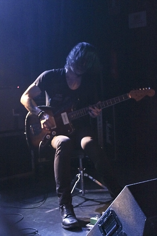 MONO