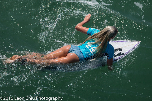 Laura Enever (AUS) - Women Round 2 Heat 6 -  Vans US Open Of Surfing 2016