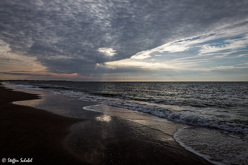 sunset sonnenuntergang beach strand clouds wolken reflektion reflection sunrays sonnenstrahlen meer sea shoreline seascape vrouwenpolder goldcollection