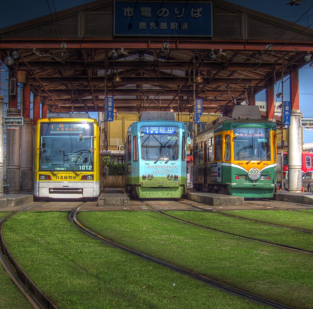 Tramcars at Kagoshima on MAR 21, 2013 (3)
