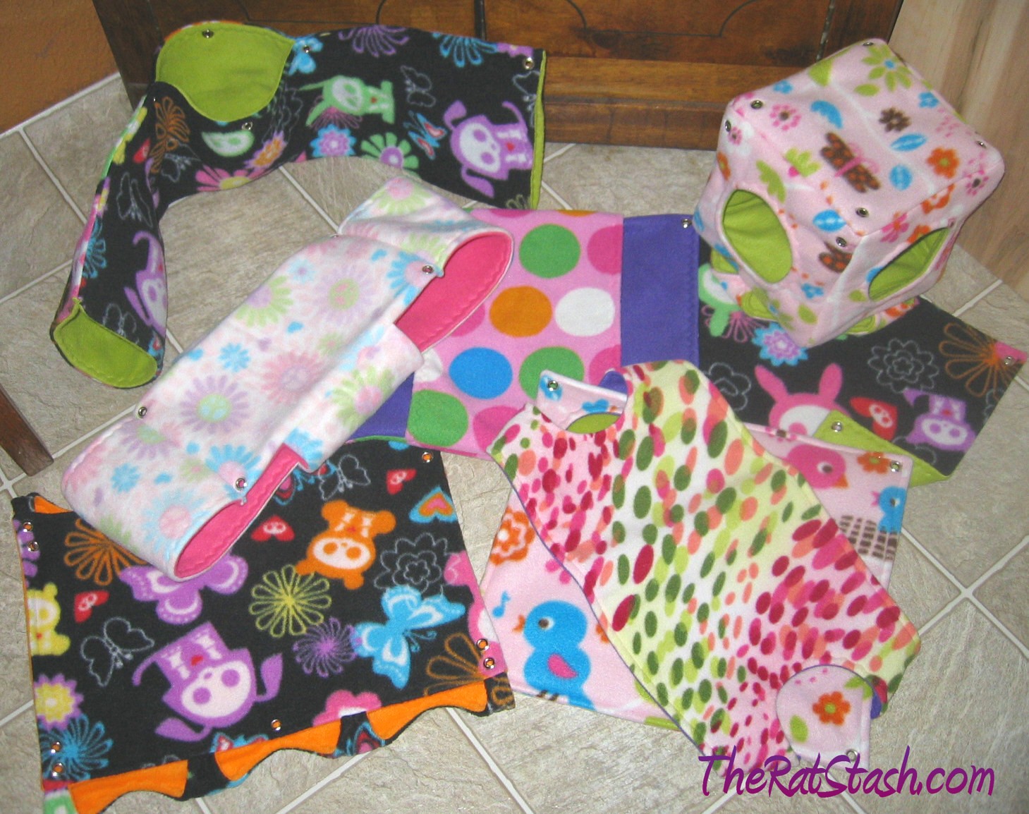 For Mary: "All Fleece" Spoiled Rotten Package & PopNPlayMat in "circles/flowers girl fabric"