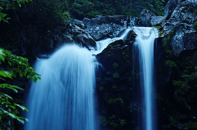Ni-No-Taki Waterfall at Dusk - 黄昏時の二の滝