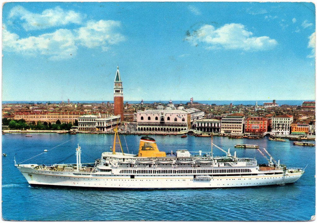 cartolina con nave passeggeri Ausonia 