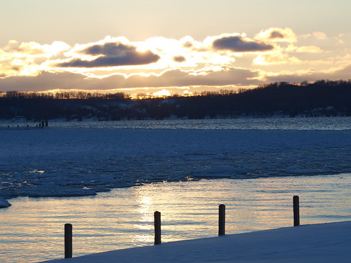 winter summer water mi docks restaurant calm channel hangout fernridge torchlake thedockside clamriver january2013