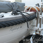 Zijlsloep optional gear: a foldable swim ladder, one of your choice. Standard on model Classic