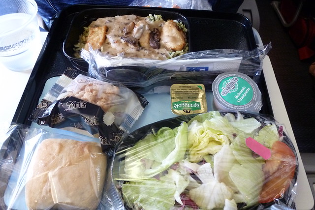 Inflight Meal at United Flight