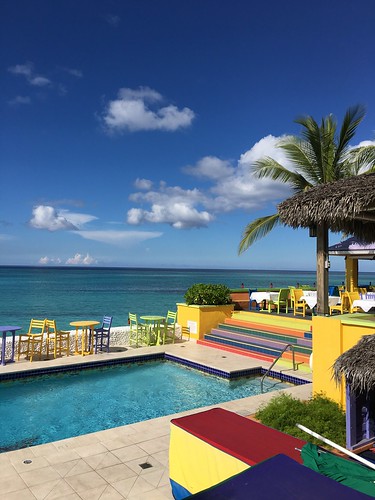 seaside shotoniphone bahamas waterfront resort sea beach nassau newprovidence island outdoor