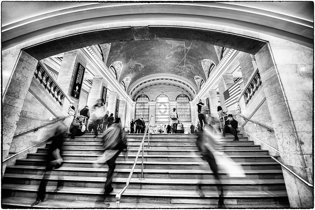 rush to the trains - grand central terminal ny