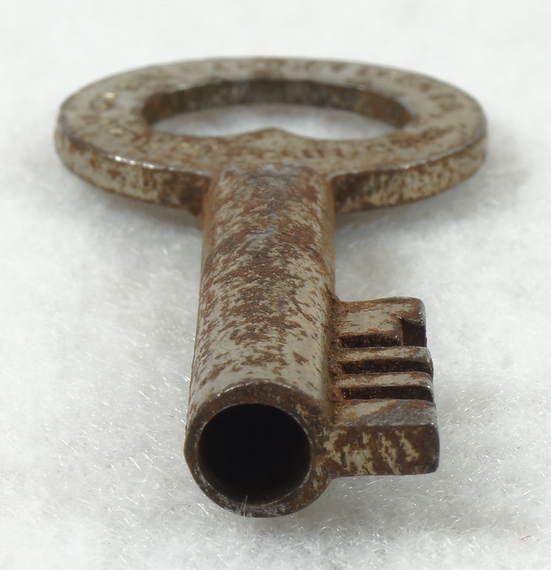 Sold Antique Steamer Trunk Key C462 Corbin Cabinet Lock Co