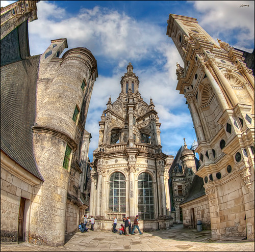 people france castle architecture geotagged golden arquitectura gente olympus fisheye chambord octubre francia château gent castillo gettyimages castell châteaudechambord châteauxdelaloire specialtouch quimg quimgranell joaquimgranell afcastelló obresdart