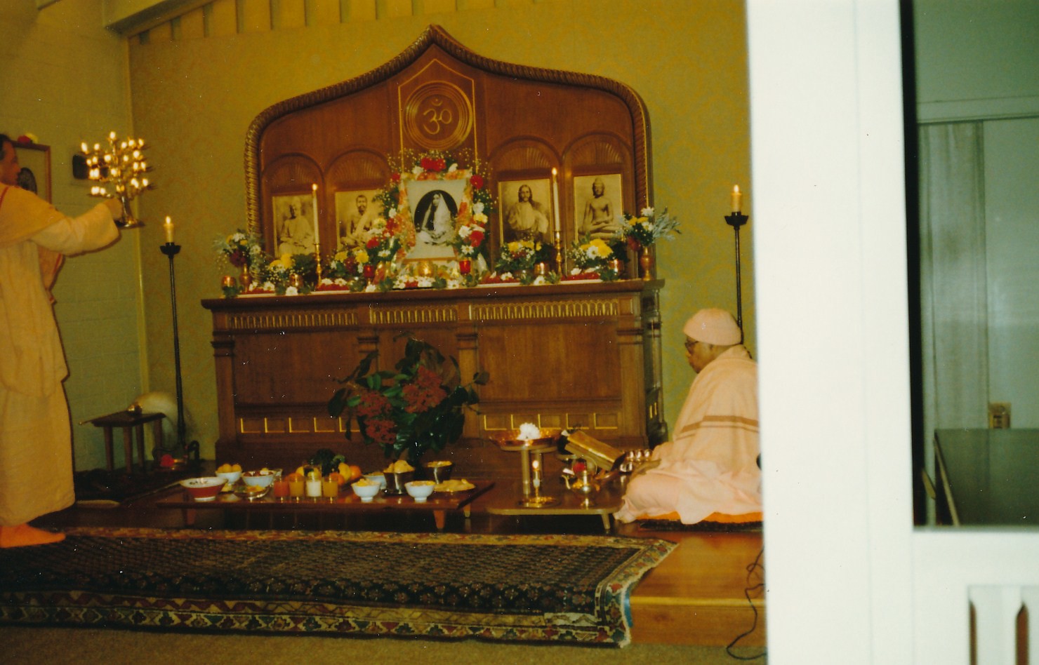 Swami Prapannananda Swami Shraddhananda Holy Mothers Puja