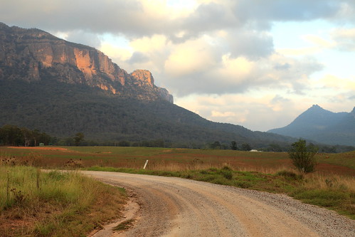 glendavis morning mountain road sunrise newsouthwales capertee landscape clouds rural australia