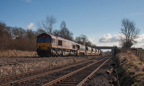 66 125 at Settle Junction with Engineers train 6L48. | by Marra Man