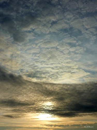 14.04.2013 - 19:08h by Ellenore56, light sunset sky cloud sunlight inspiration motion color colour reflection weather clouds drive even